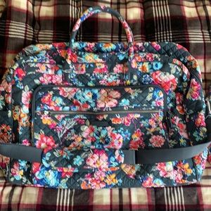 Vera Bradley large duffel bag!!!!!!!